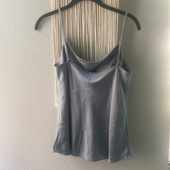 🆕 Ann Taylor Cami Blouse in Grey • Womans Size Small- Petite - Picture 2 of 2